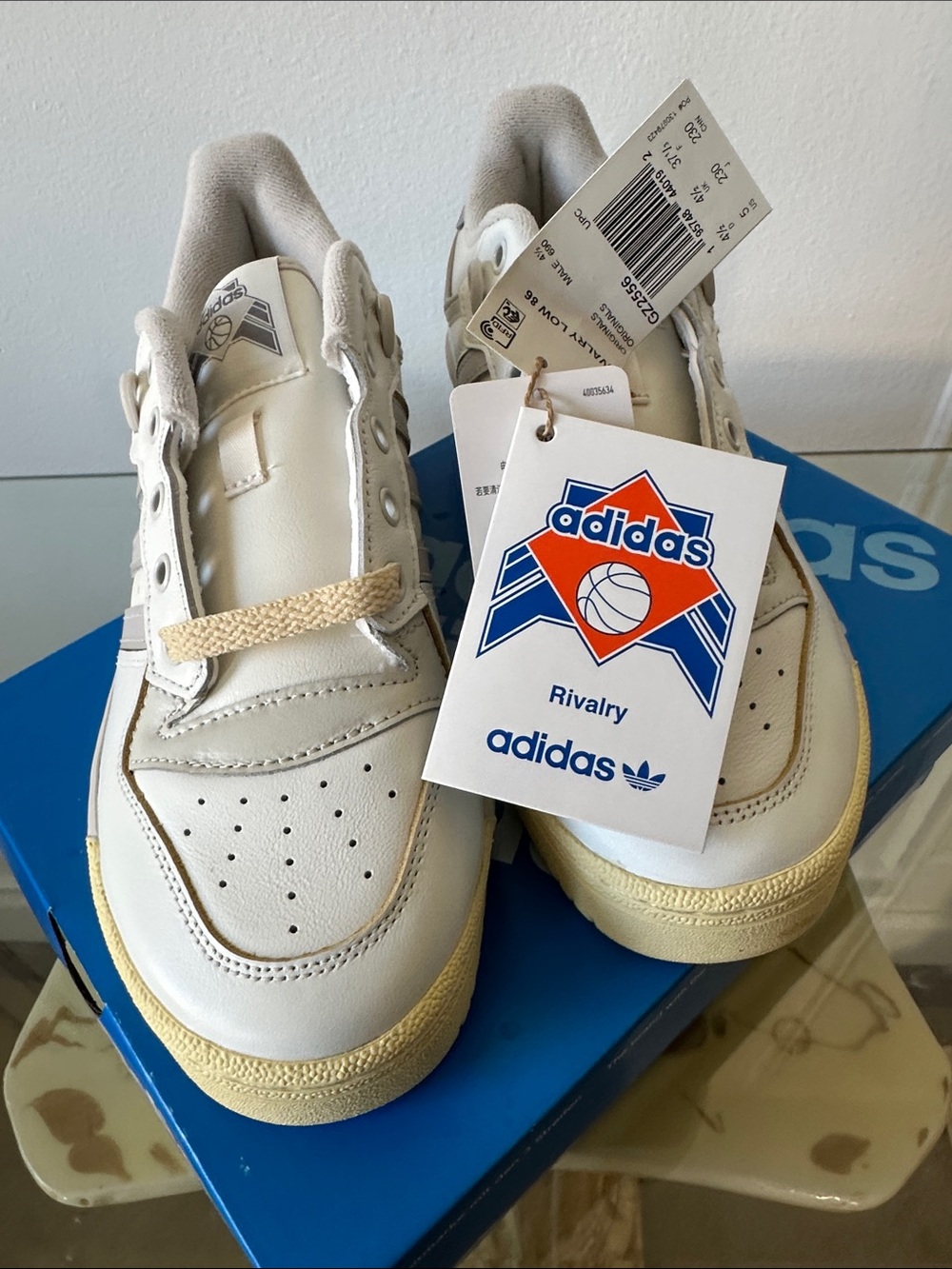 adidas Cream and Beige Low-Top Sneakers - Picture 5 of 7